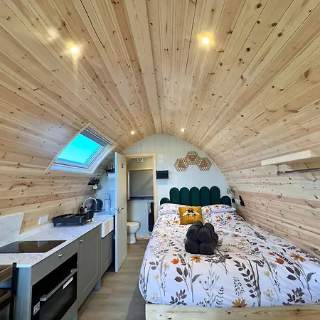 Honey Pod Countryside Retreat For Two Near York
